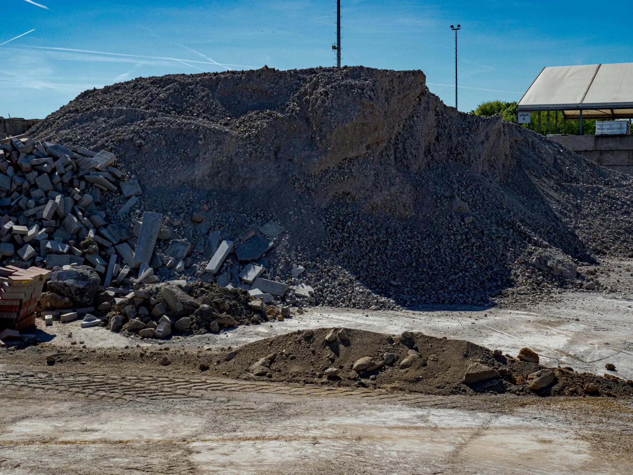Aerial survey of a stockpile site used to derive volumes and contour maps